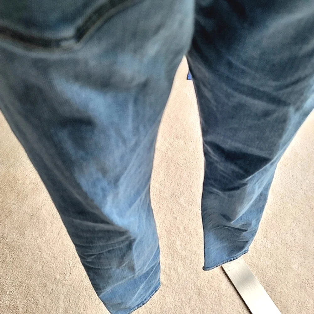 Levi's 711 Skinny Women's Ripped Denim Jeans Size 31 - Picture 7 of 14